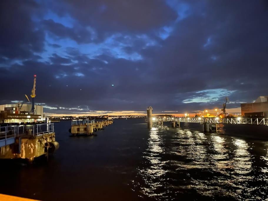 Dock 07 - Modernes 4 Sterne-Ferienapartment Direkt Am Hafen Wißmar Εξωτερικό φωτογραφία