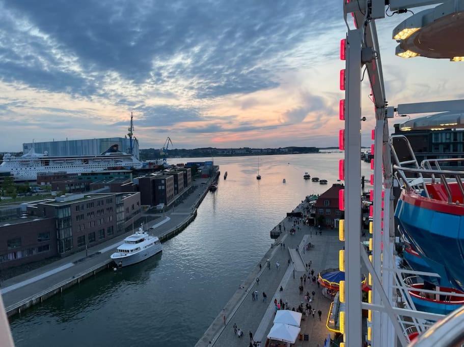 Dock 07 - Modernes 4 Sterne-Ferienapartment Direkt Am Hafen Wißmar Εξωτερικό φωτογραφία